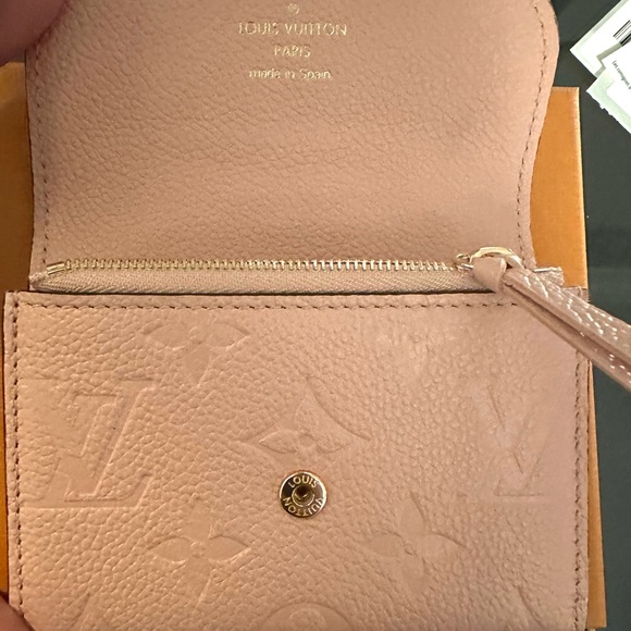 Louis Vuitton Rosalie Coin Purse in Rose Poudre - Picture 4 of 8
